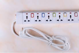 EXTENSION CORD WITH SWITCH