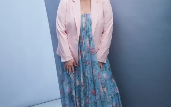 elisabeth moss weight gain 2025